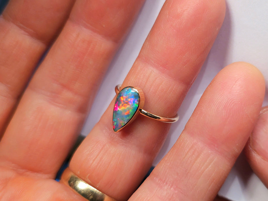 14k Gold Australian Vivid Magenta Opal Ring 2.2g Free Re-Size 7 N58
