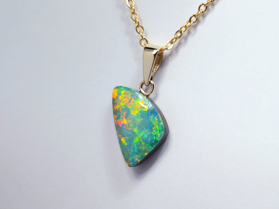 Vivus' Brilliant Australian Opal Pendant 14k Gold Doublet 5.7ct N87