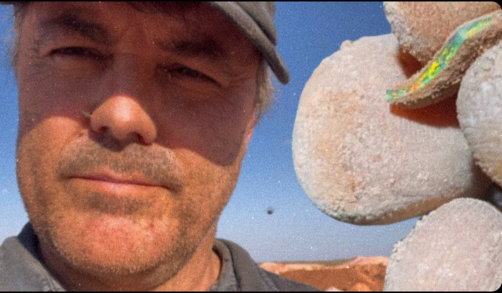 We search a dangerous abandoned opal mine in Coober Pedy Australia (Opal mining documentary).