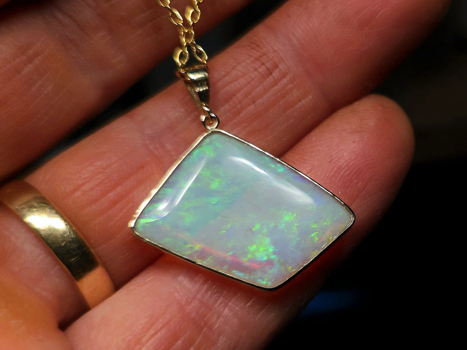 Klein Meer' Large Australian Solid Light Crystal Opal Pendant 14k 13. 6ct M45