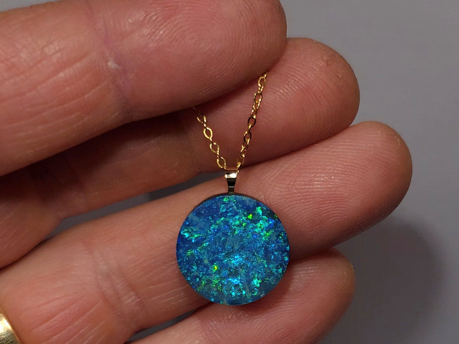 Neptune' Australian 14k Gold Opal Doublet Pendant Gift 1.8g Q93