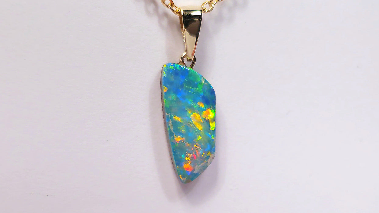 Paleta' Rare Fiery Australian Opal Doublet Pendant 5.7 carats M25