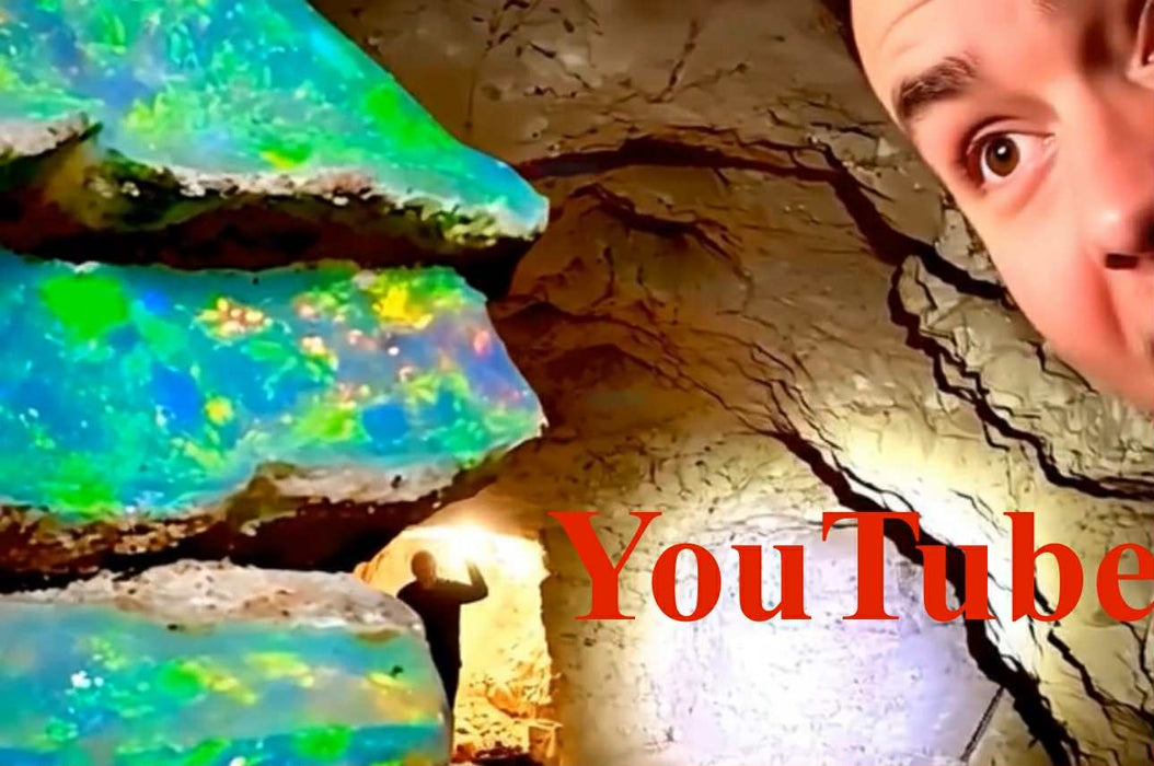 Fue Et Glace' Australian Opal Solid White Gold Dangle Earrings 11.3ct O83