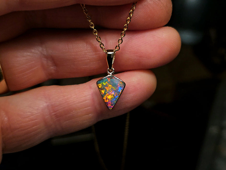 Dague De Fue' Genuine Australian Opal Pendant Super Gem Gift 3.3 ct O45