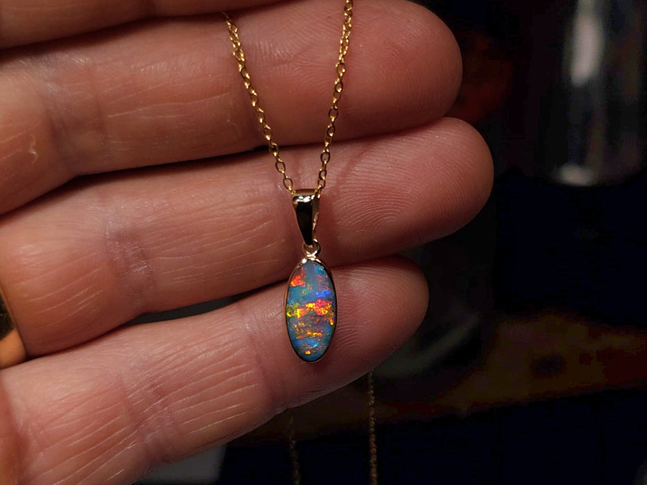 Viti' Rare Genuine Australian Opal Pendant 14k Gem Gift 0.8g Q73