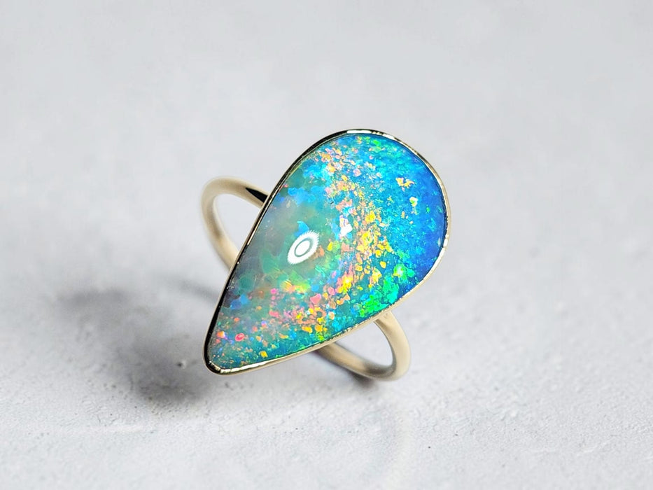 Amatsubu' Rare Large 14k Gold Australian Opal Ring 4g Free Sizing R22