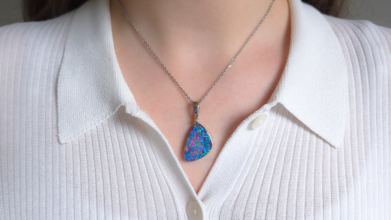 Magentique' Rare Large Opal & Diamond Pendant 14k White Gold 17ct O99