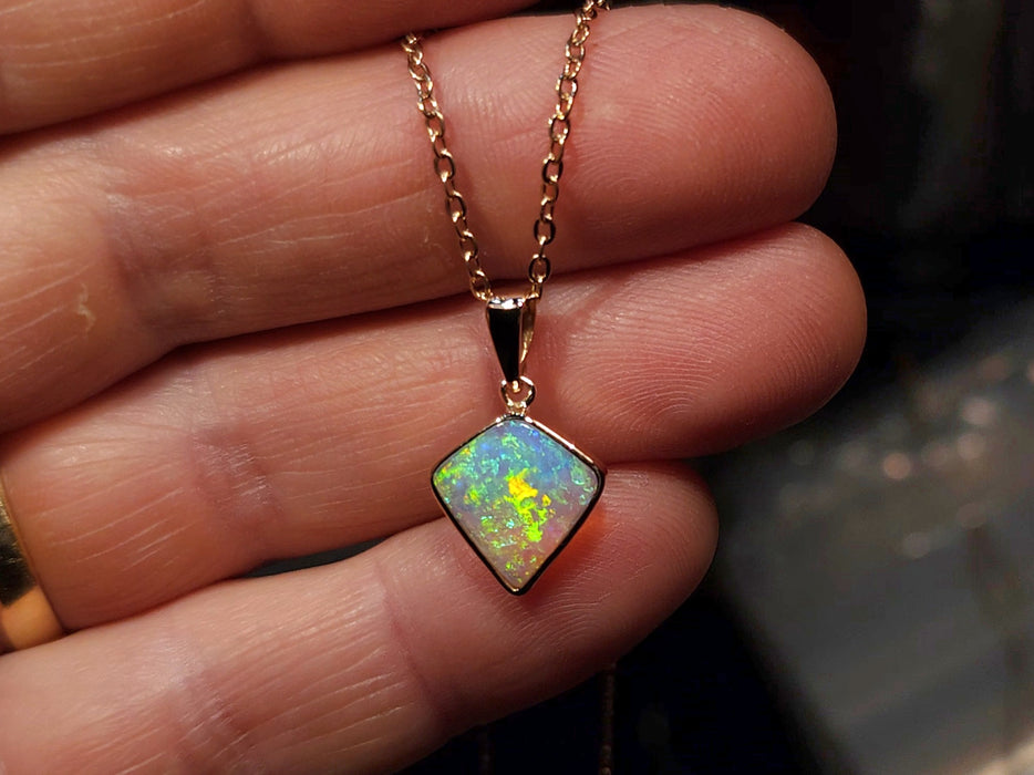 Kristallrose' Australian Solid Crystal Opal 14K Pink Gold Pendant 1g Q65