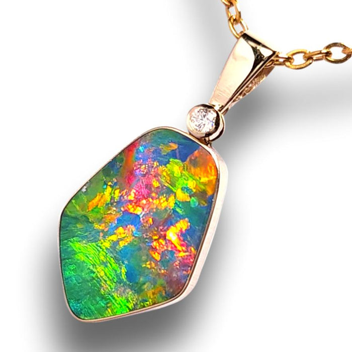 El Dorado' Brilliant Australian Opal Pendant & Natural Diamond 6.1ct J86