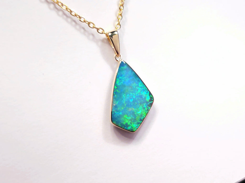 Verde Royale' Genuine Australian Opal Pendant 14k Gem Gift 7.8ct O89