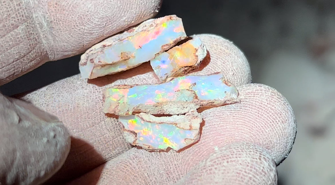 Larme de joie' Australian Solid Crystal Opal 14K Gold Pendant 3.3ct Gem K87