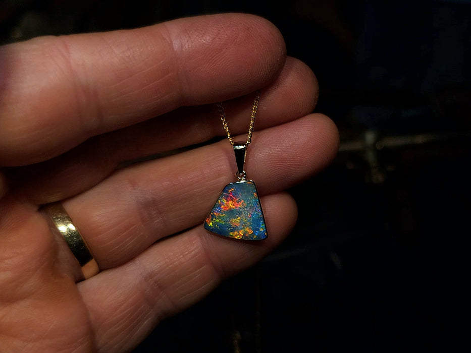 Hearth' Genuine Australian Opal Pendant 14k Gem Gift 1.5g Q23