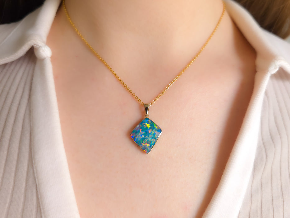Lampros' Genuine Australian Opal Pendant 14k Gem Gift 9.7ct O91