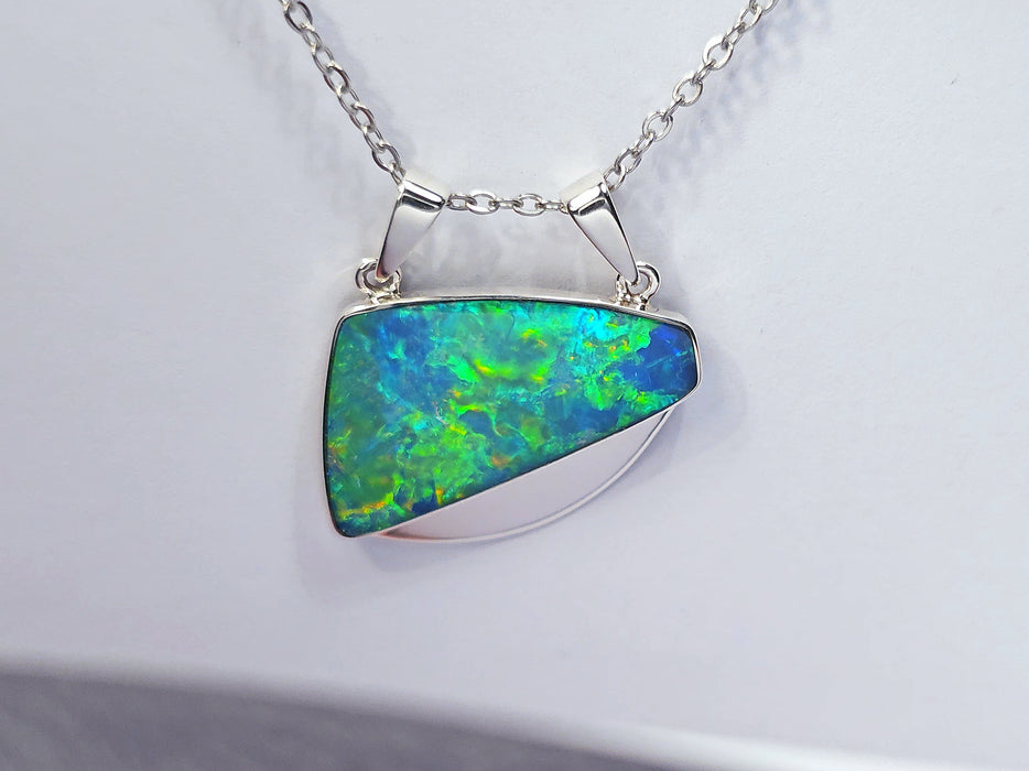 Escudo Chama' Large Genuine Australian Opal Pendant Silver Gem Gift 15.8 ct O36