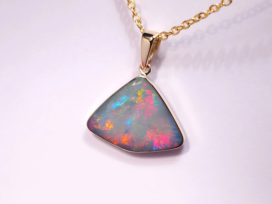 4 Fires' Genuine Australian Opal Pendant 14K Gold 8.6ct L15