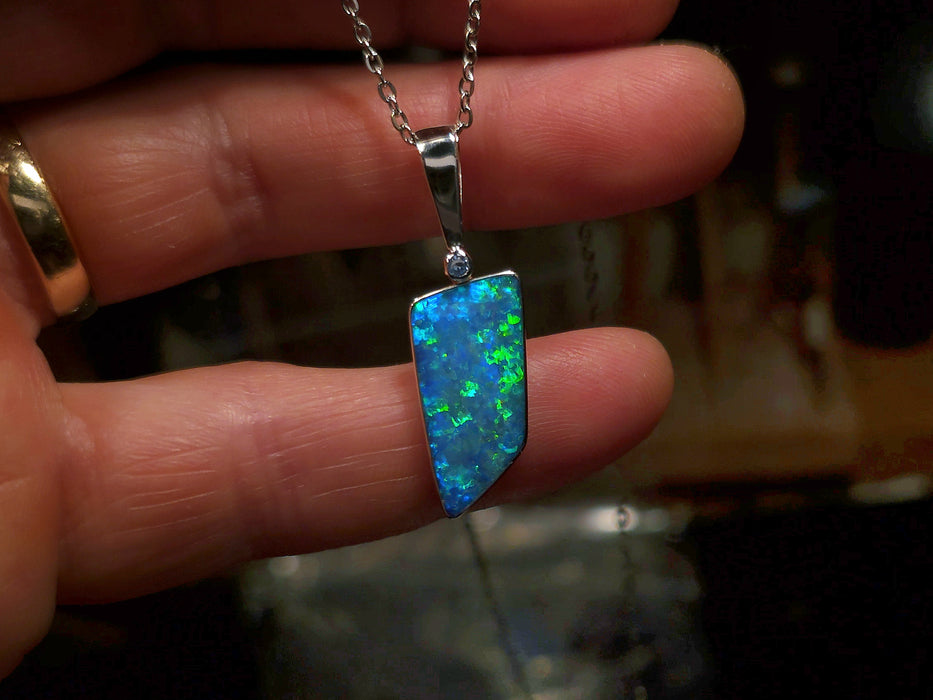 Cielo Brillante' Australian Opal & Sky Blue Topaz Silver Pendant 11.3ct O54