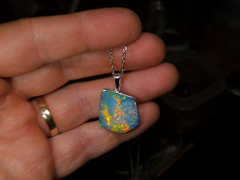 Amudei' Large Genuine Australian Opal Pendant Silver Gem Gift 3.2g P51