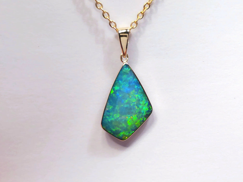 Verde Royale' Genuine Australian Opal Pendant 14k Gem Gift 7.8ct O89