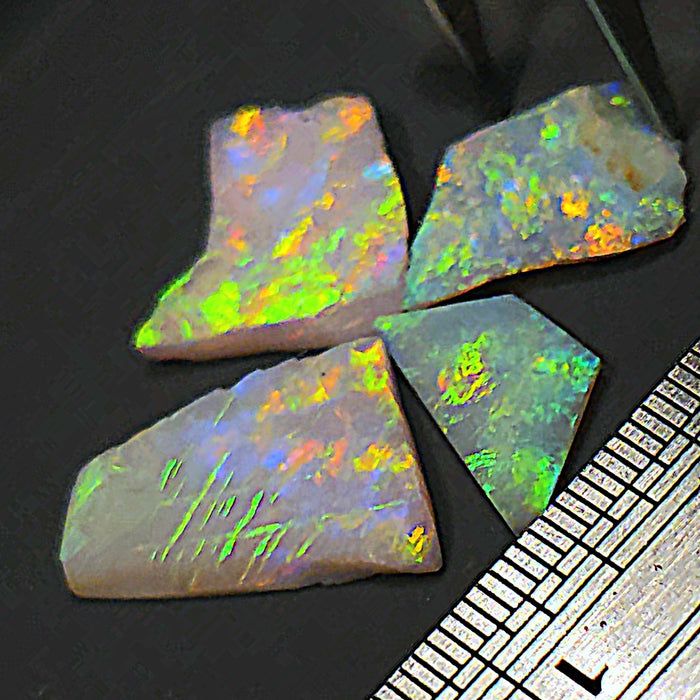 Australian Rough Light Crystal Opal 12.9 Coober Pedy Small Stones M18