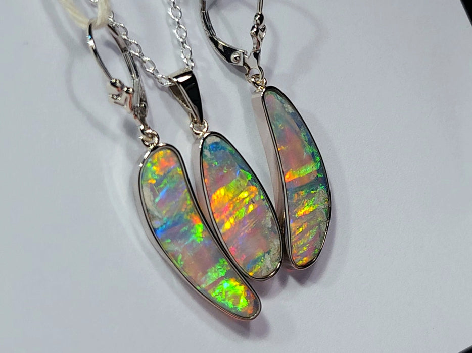 Reina Del Fuego' Solid Australian Opal Crystal Pendant & Earrings 4.2g Q47