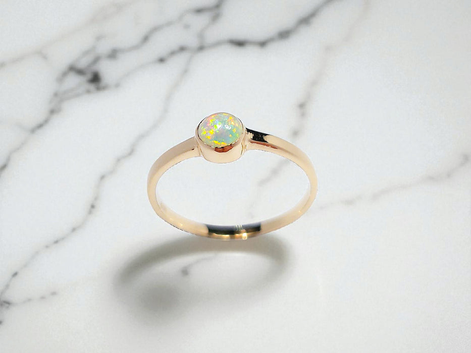 Sparx' Australian Solid Opal Ring 14k Gold 1.3g US Size 6 1/2 O68