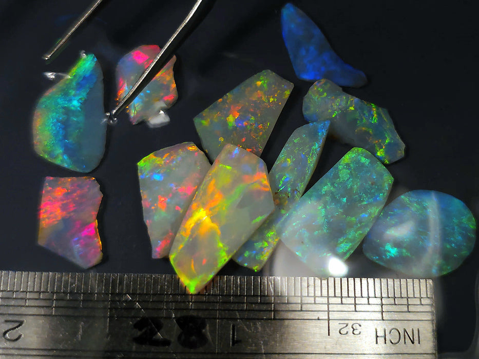 Australian Rough Light Crystal Opal 28ct Coober Pedy Stones / Rubs M83