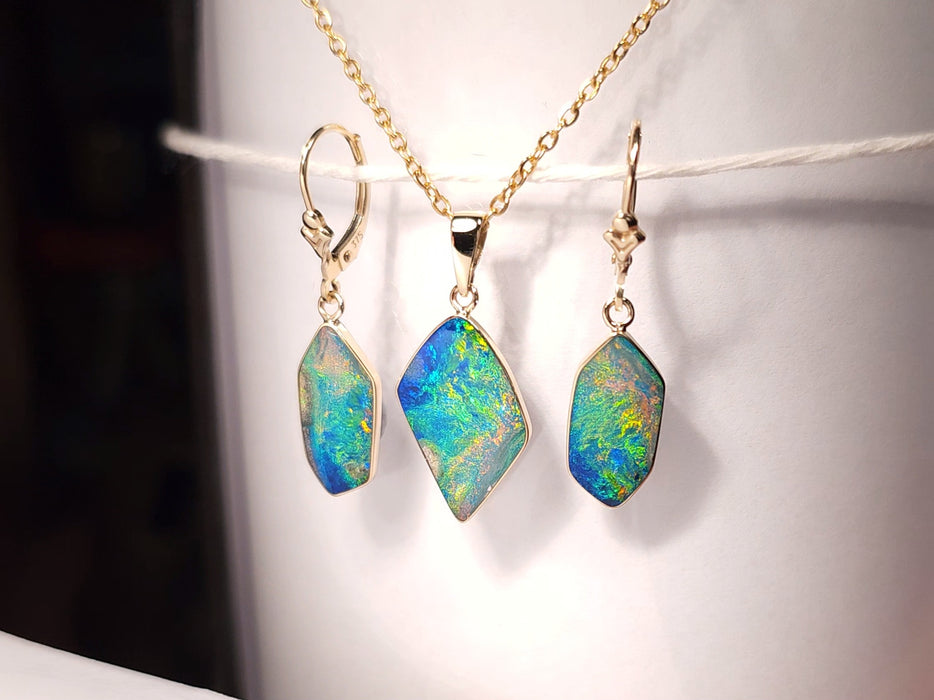 Nebulae' 14k Gold Rare Australian Opal Pendant & Earring Gem Set 17.8ct K05