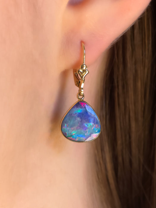 Fun Loo Mung' Genuine Australian Solid Gold Dangle Opal Earrings 12.2ct O79