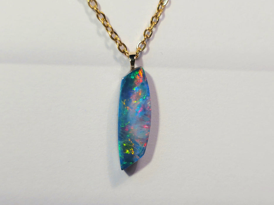Whitsunday' Rare Australian 14k Gold Opal Doublet Pendant Gift 0.8g Q17