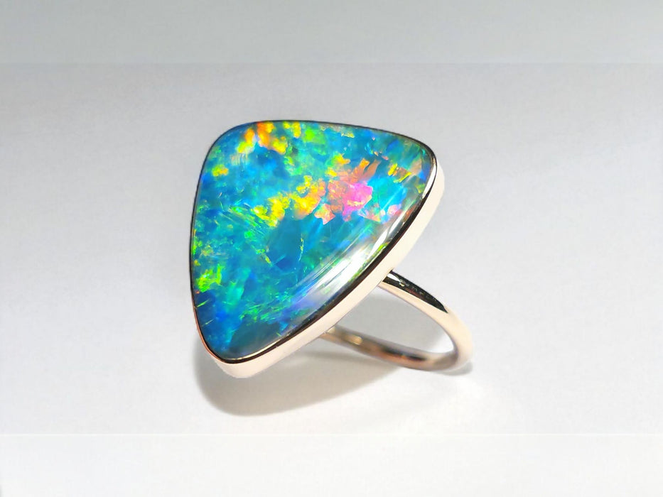 Iris Regales' Rare 14k Gold Australian Opal Ring 3.4g Free Re-Size P07