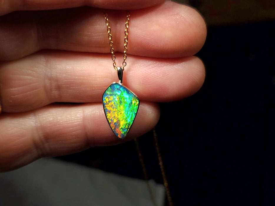 Ammolito' Genuine Australian Opal Pendant 14k Gem Gift 1.2g R19