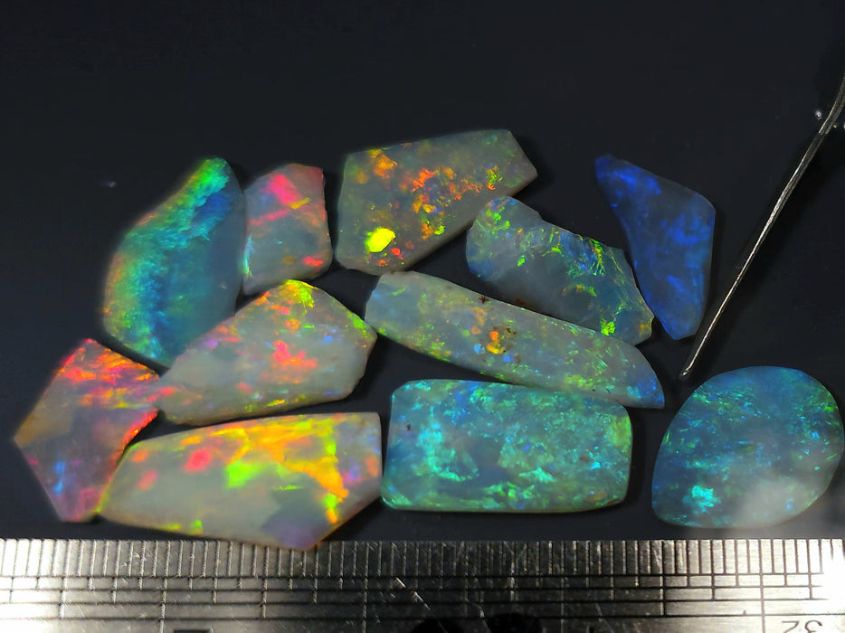 Australian Rough Light Crystal Opal 28ct Coober Pedy Stones / Rubs M83