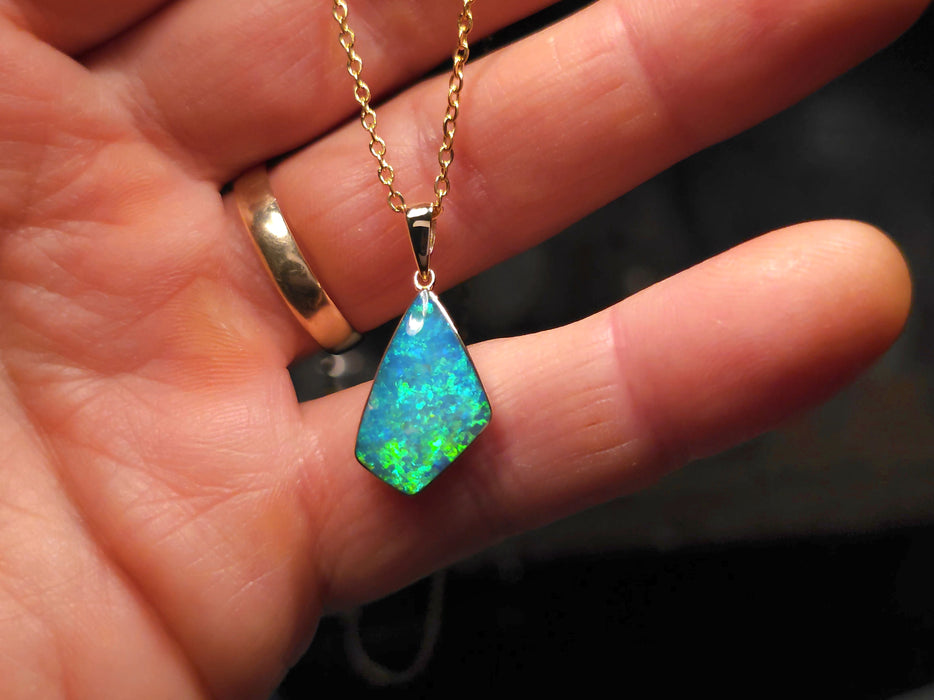 Verde Royale' Genuine Australian Opal Pendant 14k Gem Gift 7.8ct O89