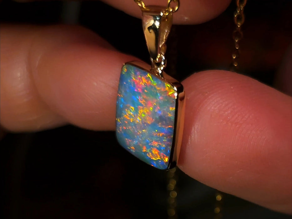 Falo' Genuine Australian Opal Pendant 14k Gem Gift 1.5g Q01