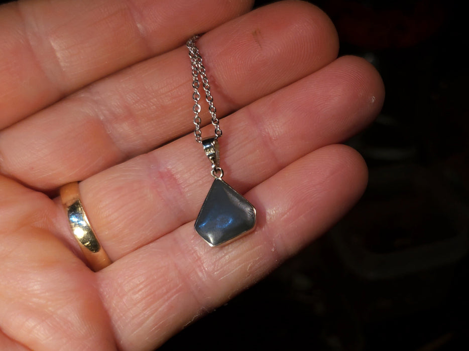 Doppler' Genuine Australian Opal Pendant 14K White Gold 5.8ct P92