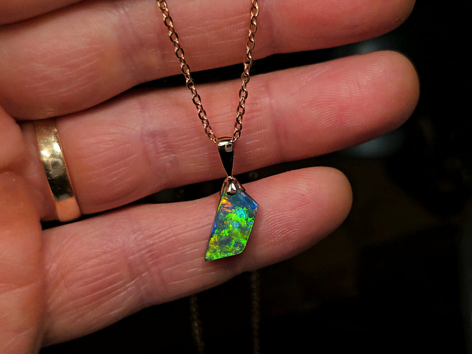 Benito' Genuine Australian Opal Pendant 14k Pink Gold Gift 4.1 ct O39