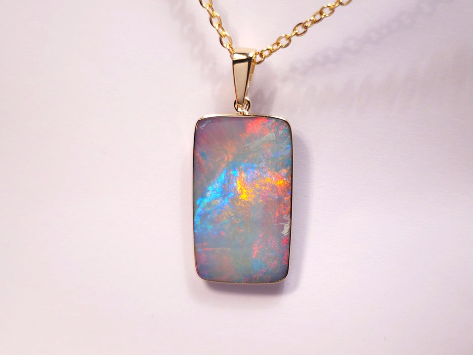 Papyrus' Genuine Australian Opal Pendant 14K Gold 10ct L16