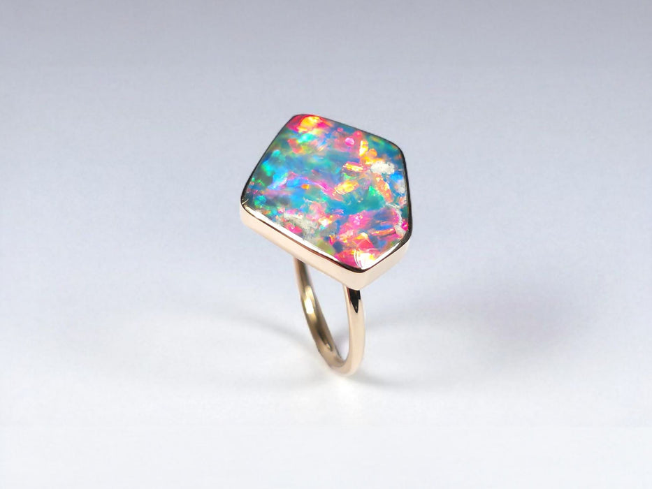 Eldfell' 14k Gold Australian Opal Ring 3.1g Free Re-Size P05