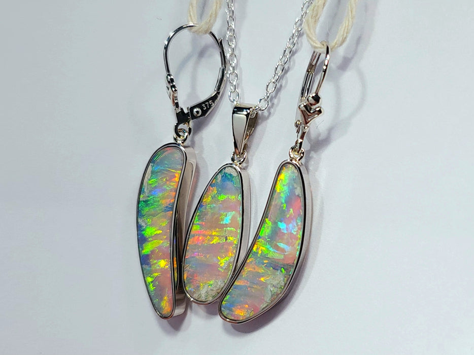 Reina Del Fuego' Solid Australian Opal Crystal Pendant & Earrings 4.2g Q47