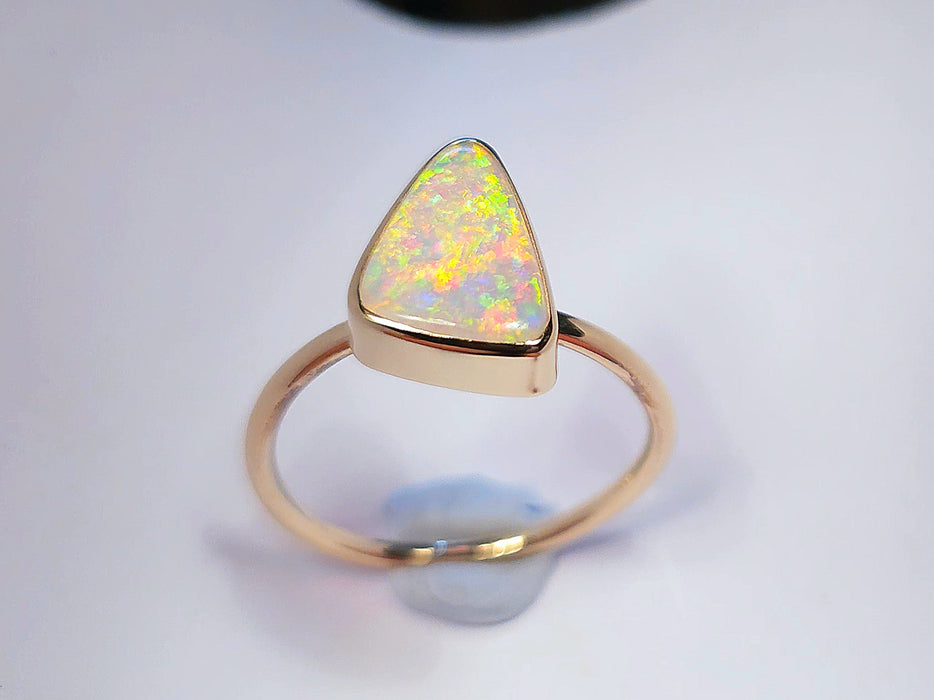 Rare Blistering Bright Australian Solid Opal Ring 14k Gold 2.3g Free Size 7 N59