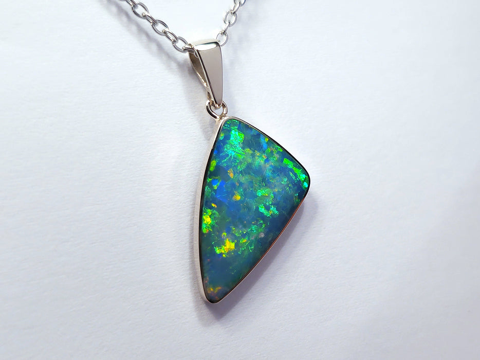 Plume' Australian Bright Opal Pendant 14k White Gold 8ct N81
