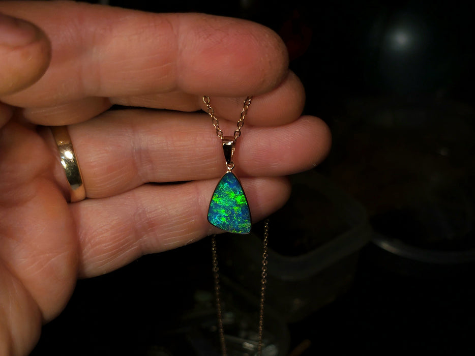 Rosengarten' Genuine Australian Opal Pendant 14k Rose Gold 1.5g P52