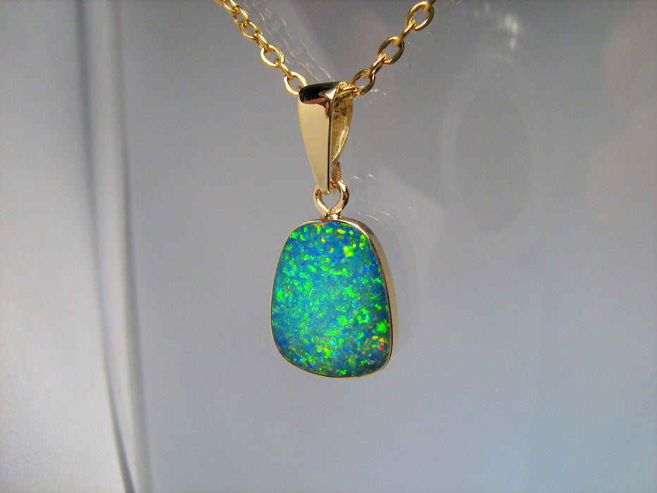 Genuine Australian Opal Pendant Jewelry 4.2ct 14k Gold Bright Pin Fire Gem I76